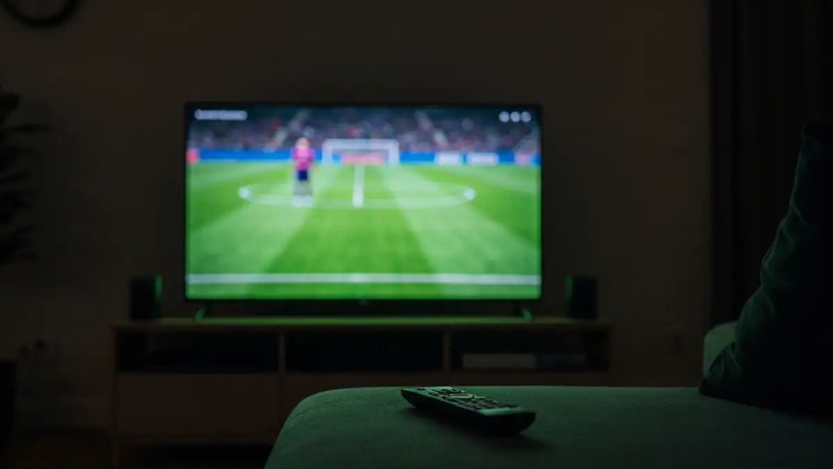 Canal+ Sport vs Polsat Sport - który pakiet do piłki wybrać - hero image